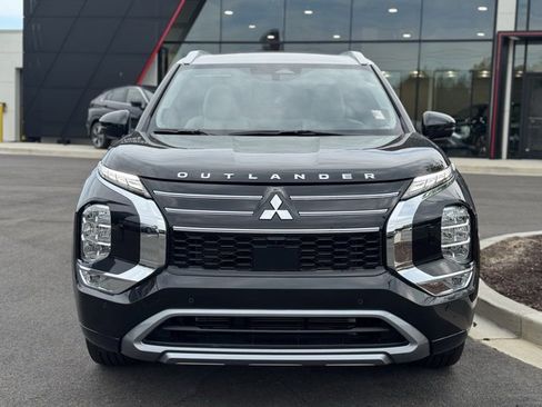 New 2025 Mitsubishi Outlander AWD image 6
