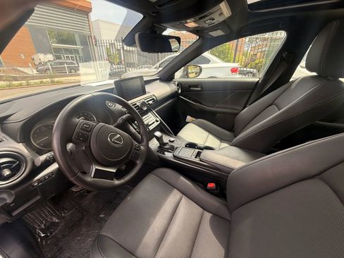 Used 2023 Lexus IS 300 w/ Comfort Package RWD image 13