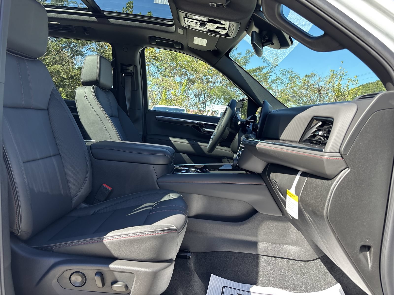 New 2027 Chevrolet Tahoe RST w/ Comfort Package RWD image 28