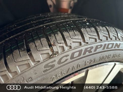 New 2025 Audi SQ5 Premium Plus image 31