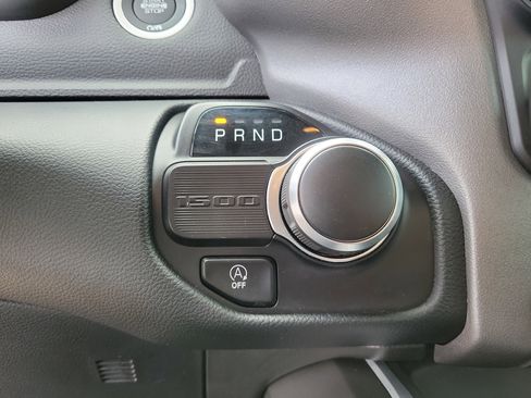 Used 2021 RAM 1500 Big Horn RWD image 22
