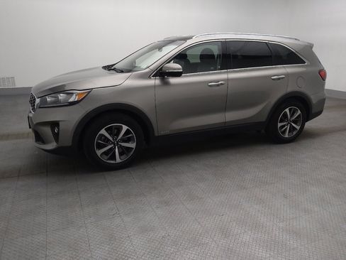 Used 2019 Kia Sorento EX w/ EX Touring Package image 2