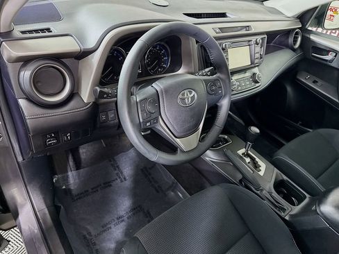 Used 2016 Toyota RAV4 XLE AWD/4WD image 16