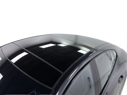 Used 2018 Porsche Panamera 4S image 13