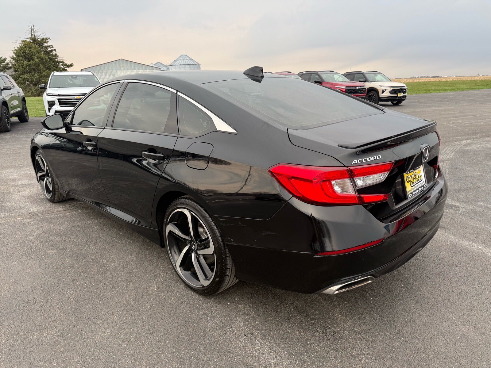 Used 2018 Honda Accord Sport image 3