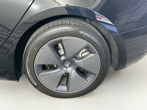 Used 2023 Tesla Model 3 Standard Range RWD image 11