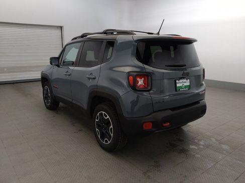 Used 2016 Jeep Renegade Trailhawk w/ Premium Trailhawk Package AWD/4WD image 5
