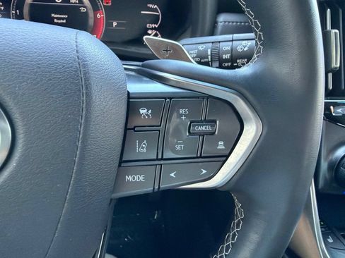 Used 2024 Lexus LX 600 4WD w/ Appearance Package image 31