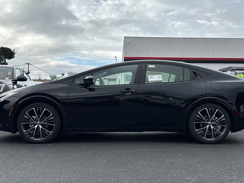 New 2026 Toyota Prius Limited image 6