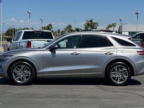 Used 2025 Genesis GV70 2.5T AWD/4WD image 8