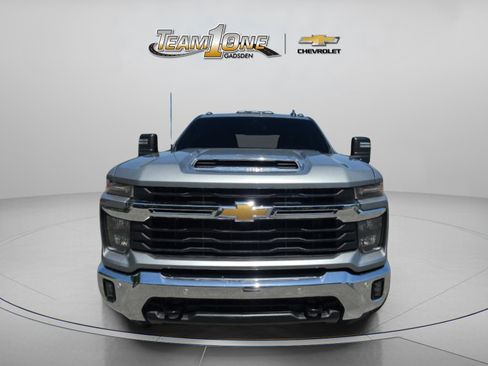 Used 2025 Chevrolet Silverado 2500 LT w/ All Star Edition image 2
