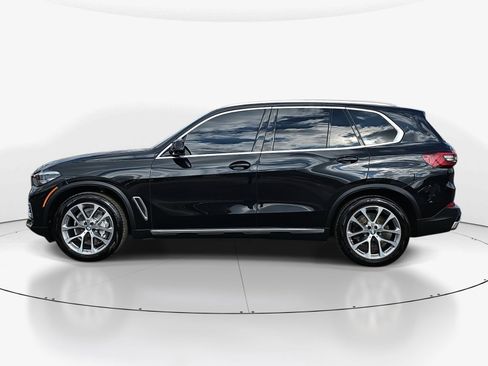 Used 2022 BMW X5 xDrive40i w/ Premium Package image 6