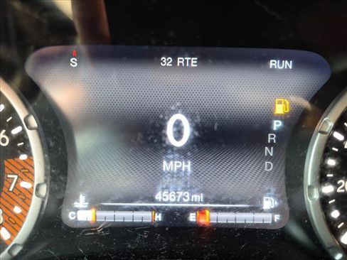 Used 2019 Jeep Renegade Trailhawk AWD/4WD image 10