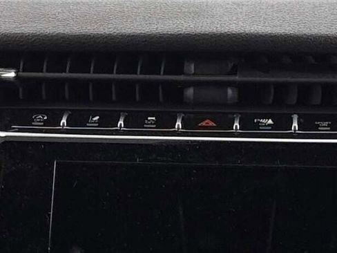 New 2025 Jeep Grand Cherokee L Altitude image 36