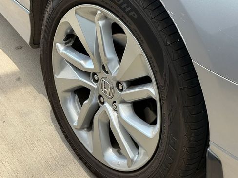 Used 2020 Honda Accord LX image 9