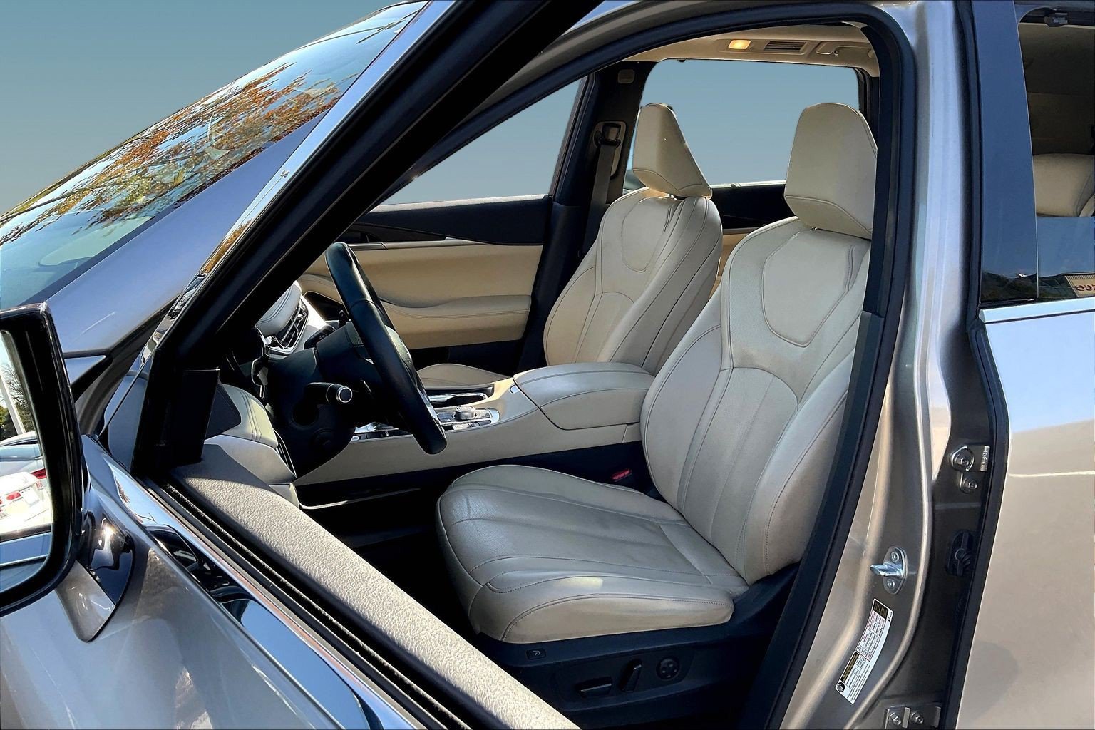 Certified 2023 INFINITI QX60 Sensory w/ Cargo Package AWD/4WD image 20
