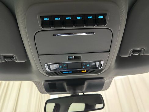 Used 2024 Ford F250 Lariat w/ Black Appearance Package image 35