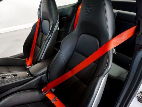 Used 2018 Porsche 911 GT3 RS image 14