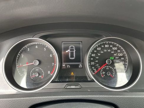 Used 2019 Volkswagen Golf S FWD image 15
