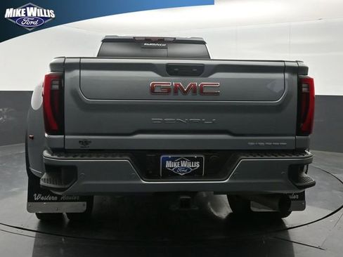 Used 2025 GMC Sierra 3500 Denali w/ Denali Reserve Package AWD/4WD image 6