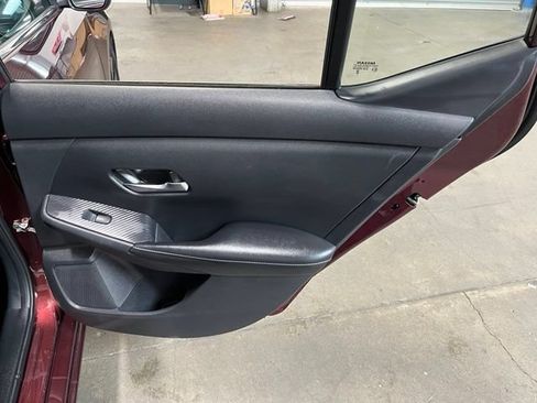 Used 2023 Nissan Sentra SV FWD image 15