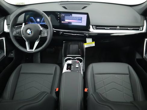 Used 2025 BMW X1 xDrive28i w/ Convenience Package AWD/4WD image 14