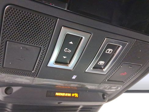 Used 2025 Land Rover Range Rover Evoque Dynamic SE image 17