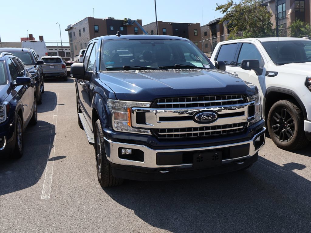 Used 2020 Ford F150 XLT w/ Equipment Group 302A Luxury AWD/4WD image 4