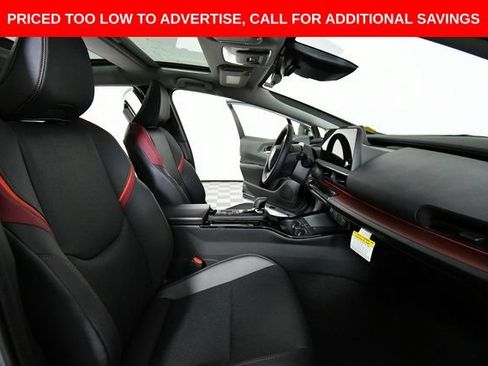 New 2026 Toyota Prius Plug-In Hybrid FWD image 23