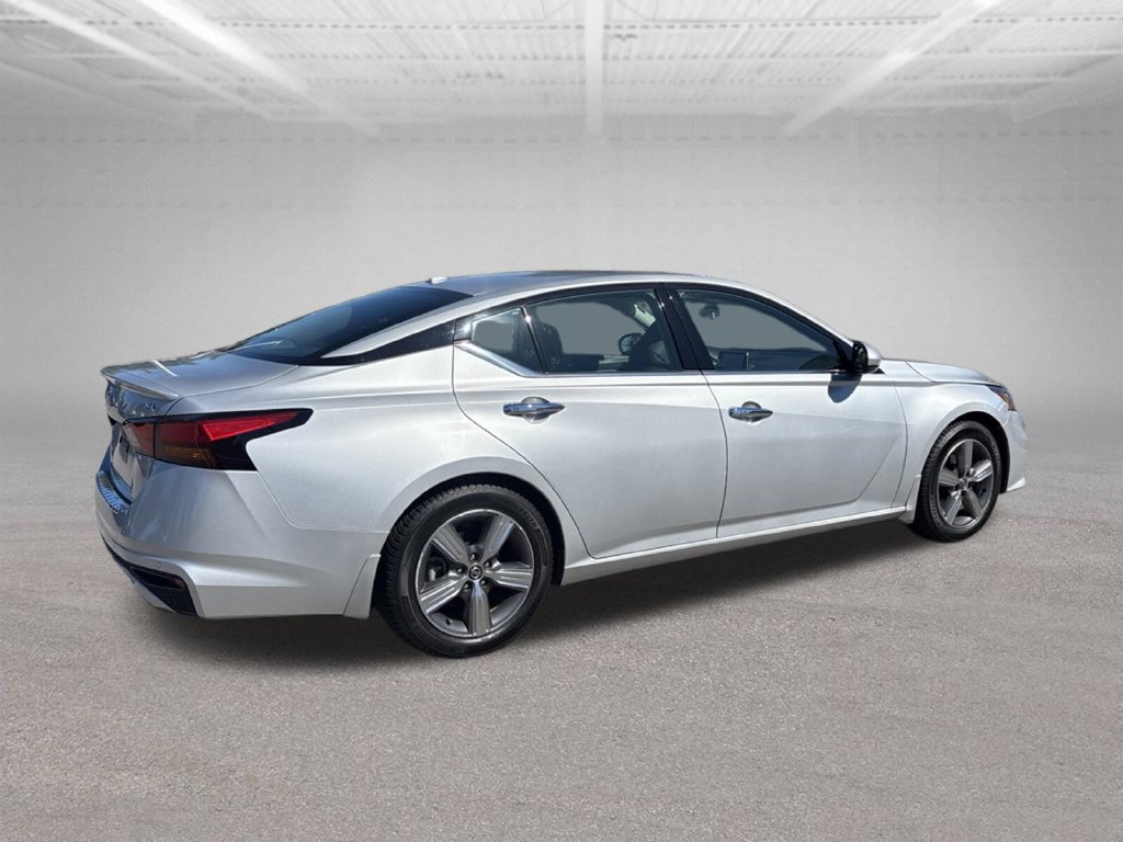 Used 2022 Nissan Altima 2.5 SL FWD image 3