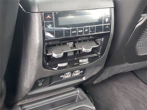 New 2025 Jeep Grand Cherokee L Altitude image 13