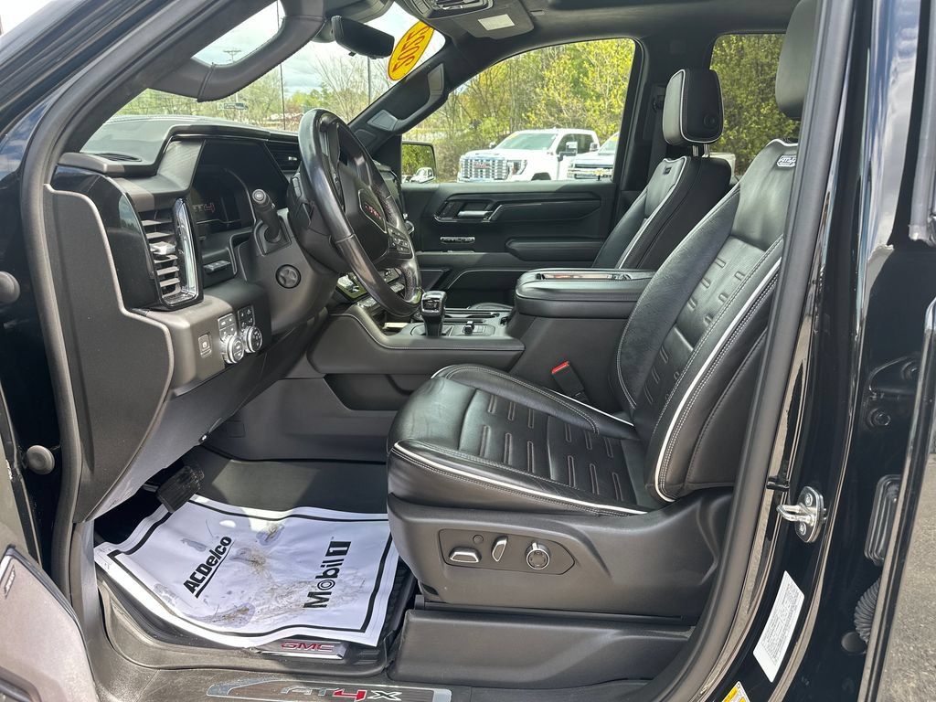 Used 2022 GMC Sierra 1500 AT4X AWD/4WD image 9