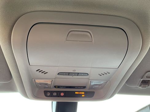 Used 2024 Chevrolet Equinox LT image 24