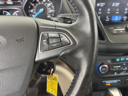 Used 2017 Ford Escape SE w/ SE Leather Comfort Package FWD image 30