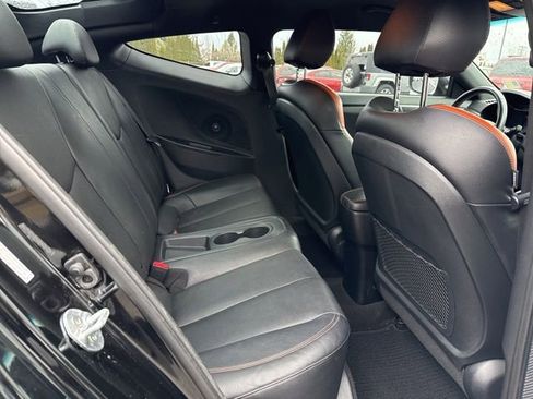 Used 2016 Hyundai Veloster Turbo FWD image 14