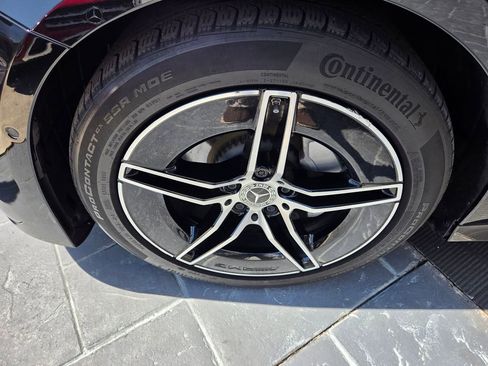 Used 2025 Mercedes-Benz E 350 Sedan image 14