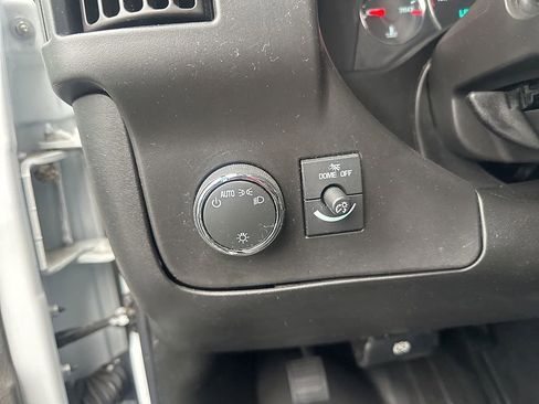 Used 2023 Chevrolet Express 2500 w/ Driver Convenience Package image 18