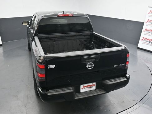 Used 2023 Nissan Frontier SV image 29