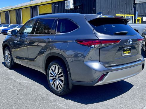 Used 2020 Toyota Highlander Limited Platinum image 7