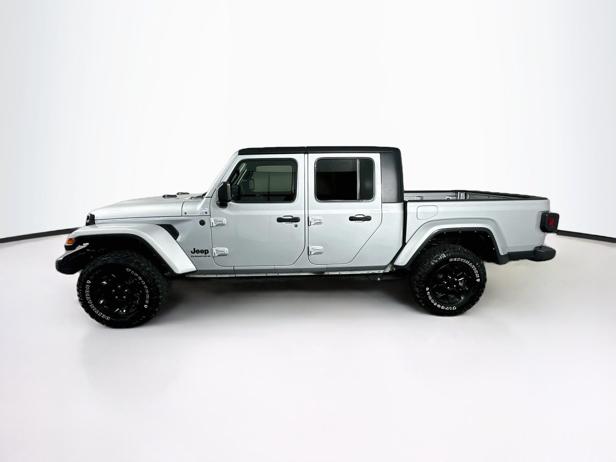 Used 2023 Jeep Gladiator Sport AWD/4WD image 4