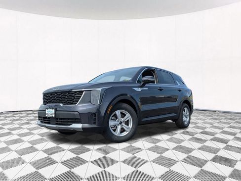 New 2026 Kia Sorento LX FWD image 2