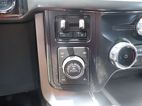 New 2026 Ford F150 Platinum w/ Equipment Group 700A Standard AWD/4WD image 17