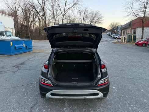 Used 2022 Hyundai Kona SEL image 13