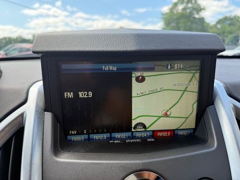 Used 2010 Cadillac SRX Premium FWD image 15
