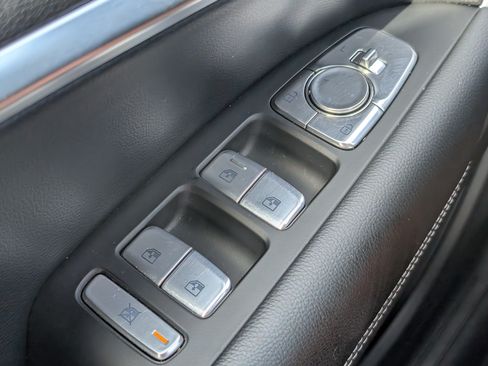 Used 2026 Genesis G70 2.5T RWD image 13