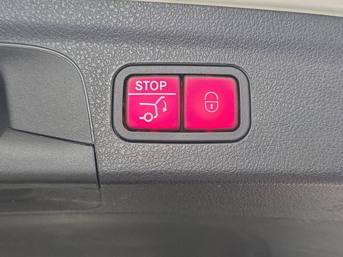 Used 2023 Mercedes-Benz GLE 450 4MATIC image 13