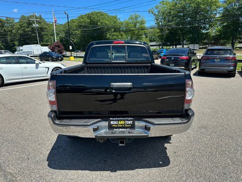 Used 2015 Toyota Tacoma 4x4 Double Cab w/ SR5 Package image 7