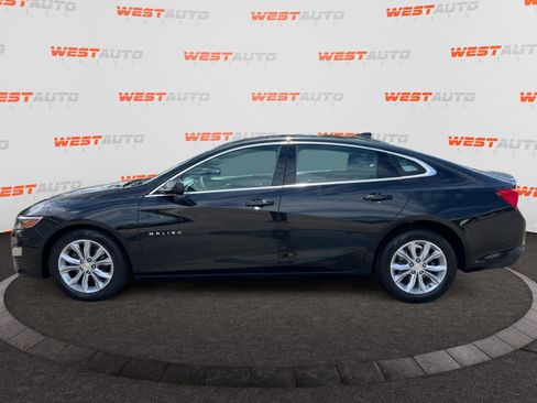 Used 2024 Chevrolet Malibu LT FWD image 2