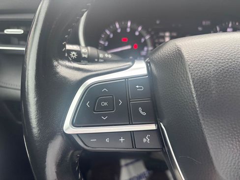Used 2021 Toyota Highlander XSE FWD image 18