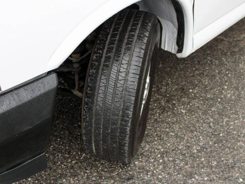 Used 2020 Chevrolet Express 3500 w/ Driver Convenience Package image 41